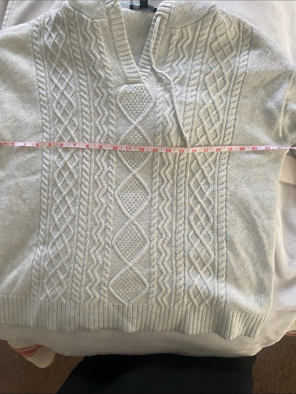 CALLIGRAPHE Cozy Cable Knit Hoodie Sweater. Size XL - Picture 10 of 13